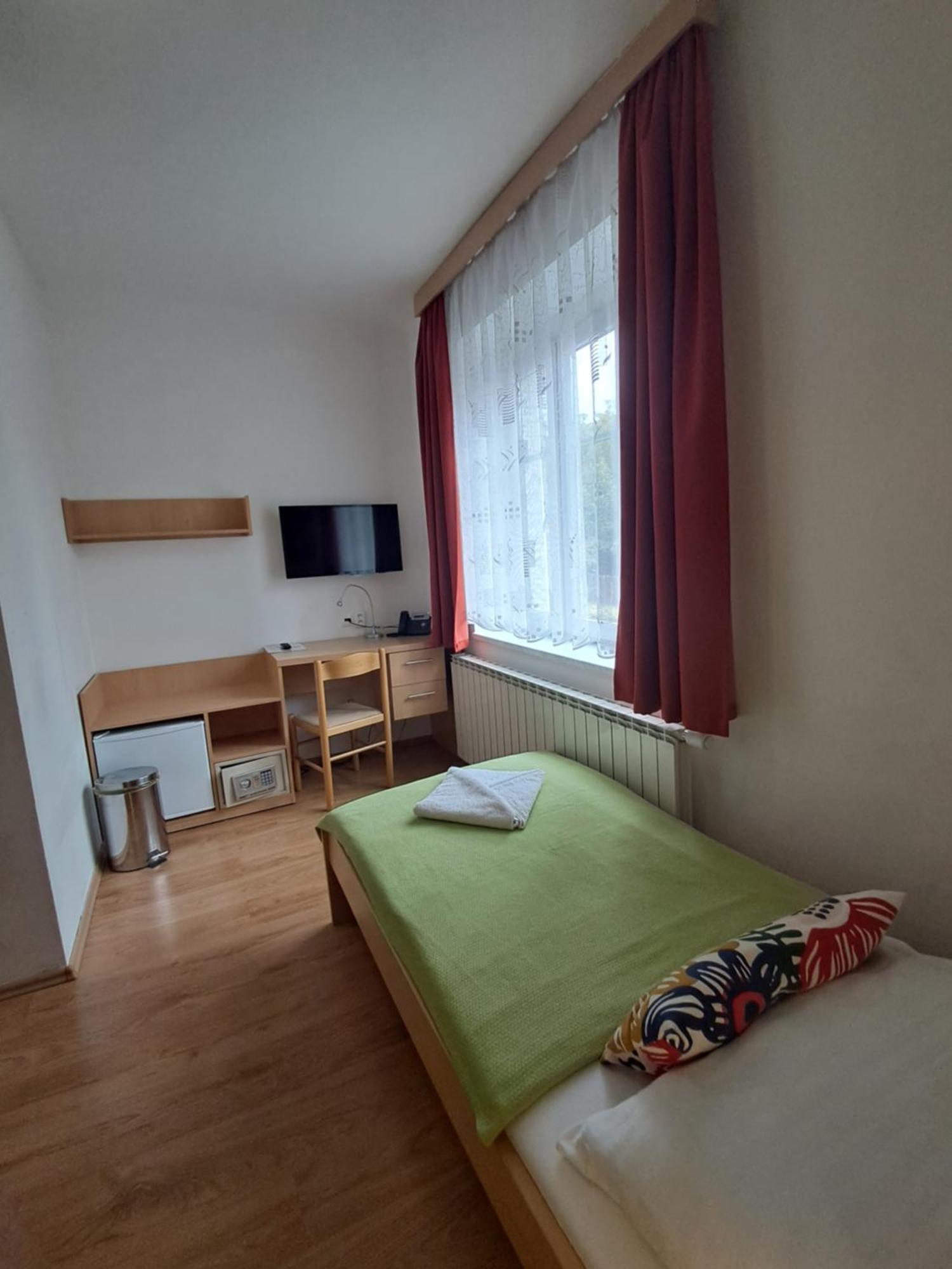 Hotel Garni Rambousek Прага Екстериор снимка